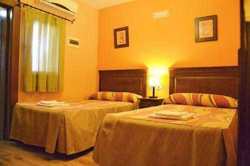 Hostal El Ma�o I