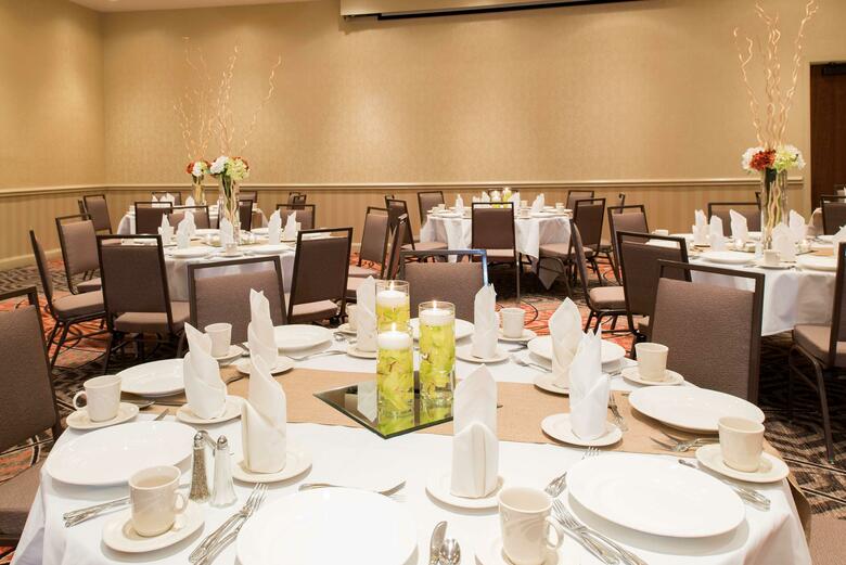 Hotel Hilton Grand Rapids Airport
