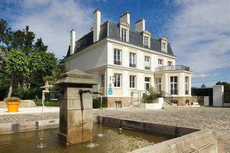 Hotel Novotel Saclay