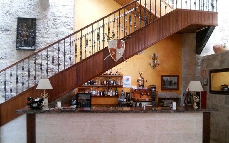 Hotel Se�orio De Olmillos