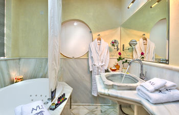 Avli Lounge Apartments