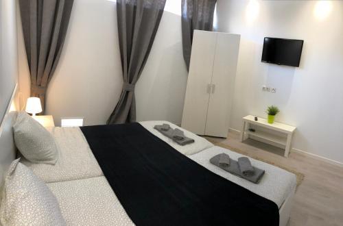 Perla Seven Apartments And Rooms