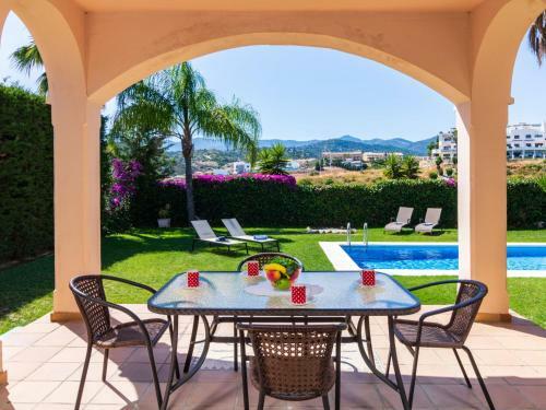 Holiday Home Villa Resina Golf