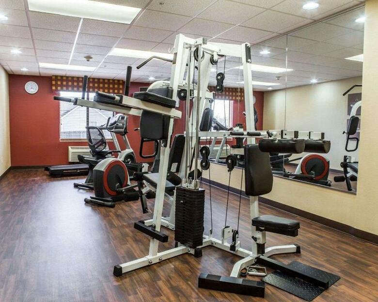 Hotel Comfort Suites Four Seasons