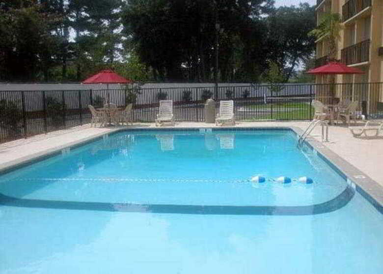 Hotel Clarion Inn  North Charleston