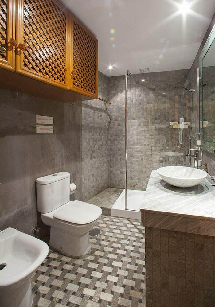Hostal Almunia De San Miguel
