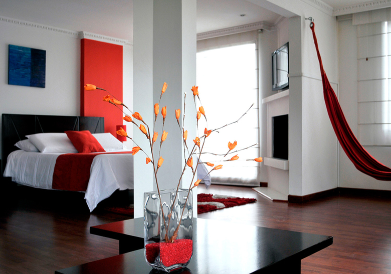 Hotel Suites 109