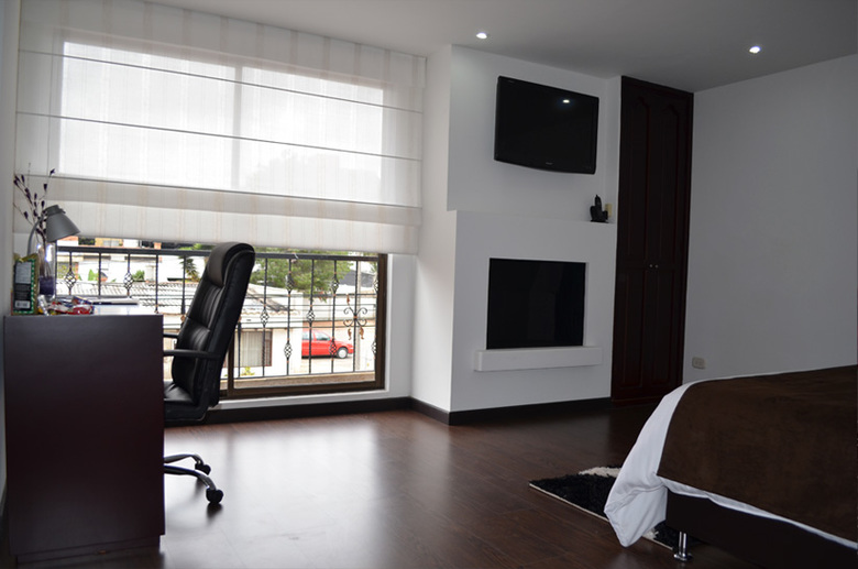 Hotel Suites 109