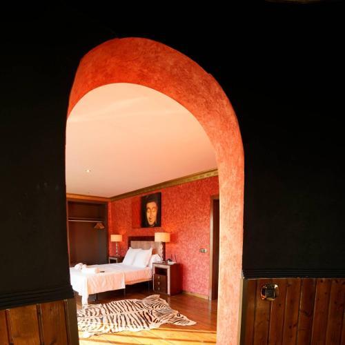 Ani Villa