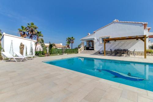 Villa Marisol