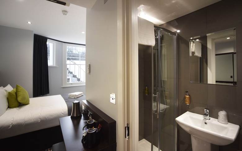 Hotel Trebovir (.)