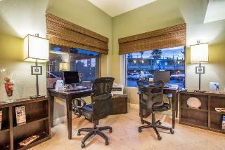 Hotel Ramada Inn & Plaza