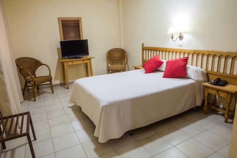 Hotel Tres Jotas