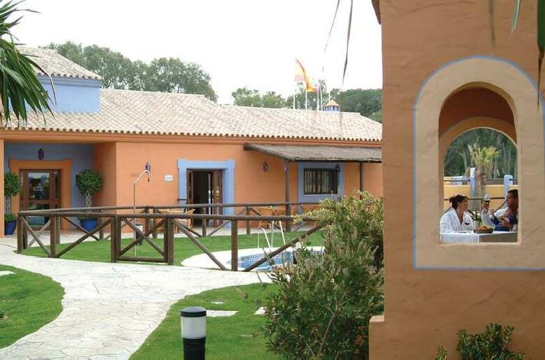 Aparthotel La Espada�a