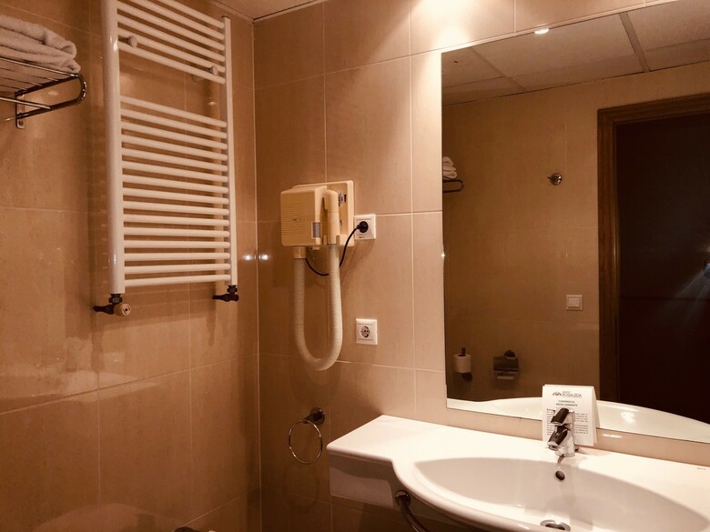 Hotel Rosaleda Del Mijares