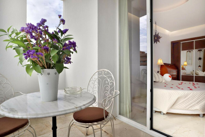 Hotel Oasis Cordoba
