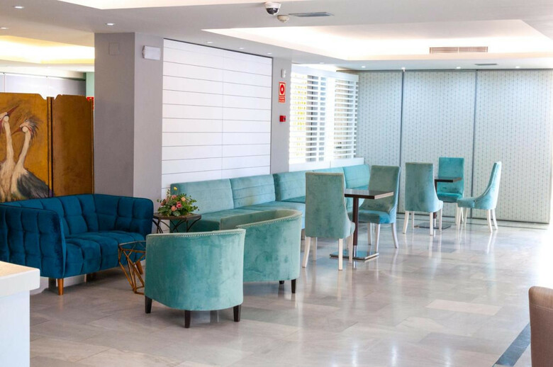 Hotel Oasis Cordoba