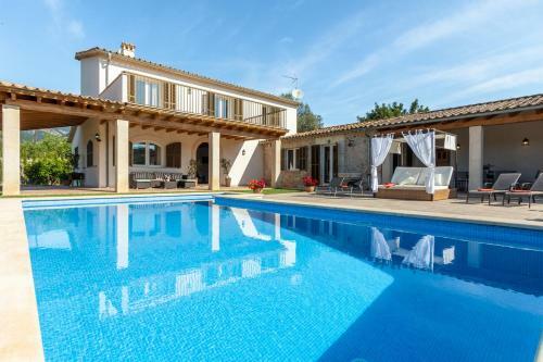 Villa Finca Sera De Caimari