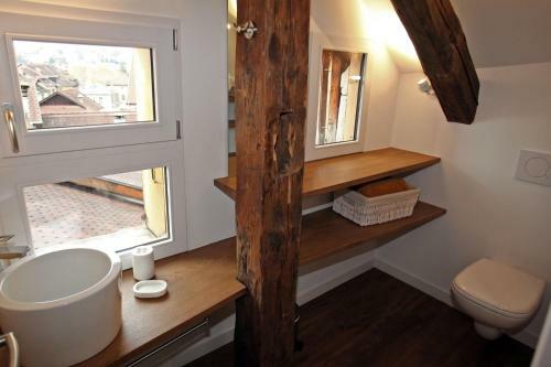 Old Town Apartment In Annecy