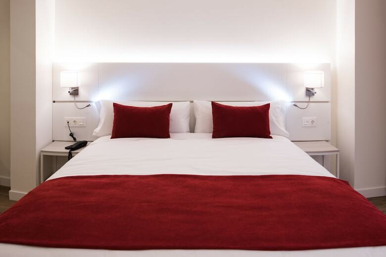 Hotel Pompaelo Plaza Del Ayuntamiento & Spa