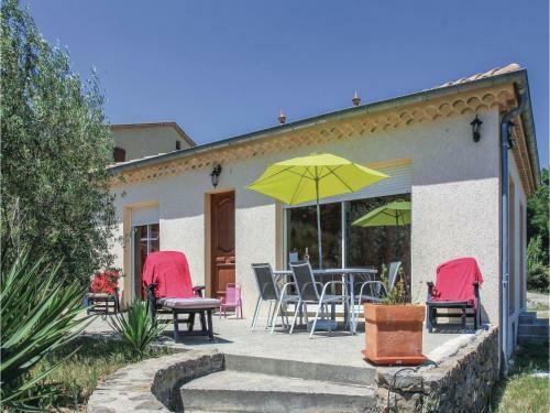Three-bedroom Holiday Home In Aubenas