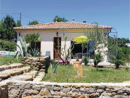 Three-bedroom Holiday Home In Aubenas