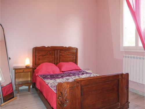 Three-bedroom Holiday Home In Aubenas