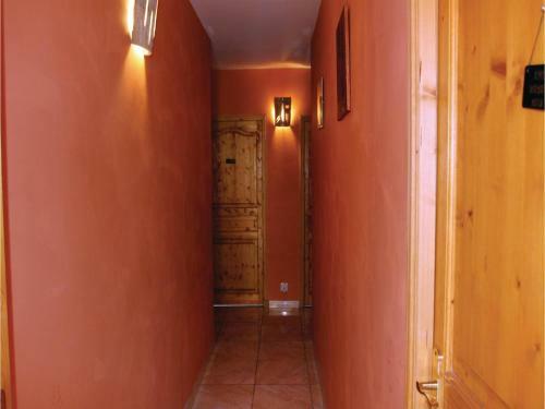 Three-bedroom Holiday Home In Aubenas