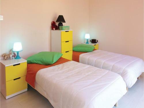 Three-bedroom Holiday Home In Aubenas