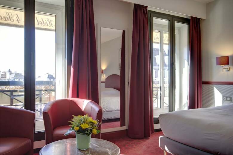Hotel Des Quatre Soeurs