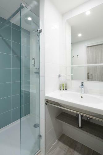 Hotel Op�ralia H�tel Les Pins
