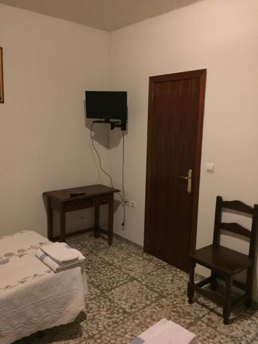Hostal Emi-ros