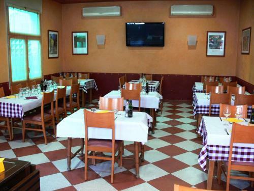 Hostal La Fonda Llobera