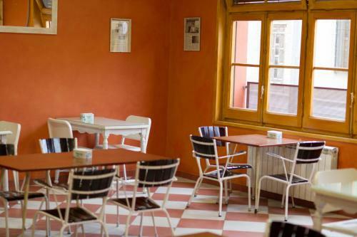 Hostal La Fonda Llobera