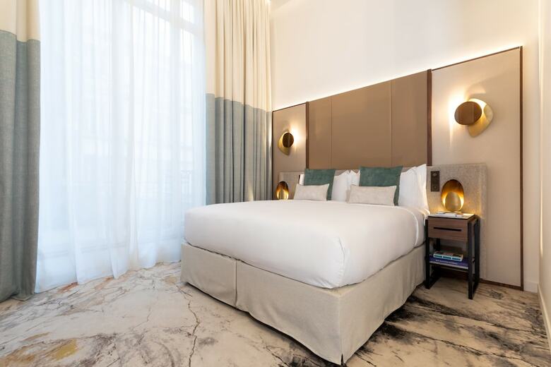 Hotel Intercontinental Paris Avenue Marceau