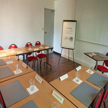Hotel Campanile - Tours - Chambray-l