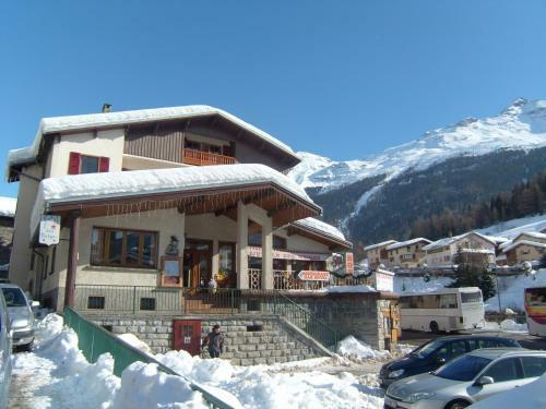 Hotel L'etoile Des Neiges