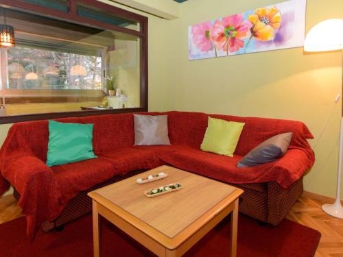 Apartment Alp