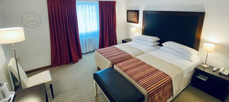 Tolosa Hotel