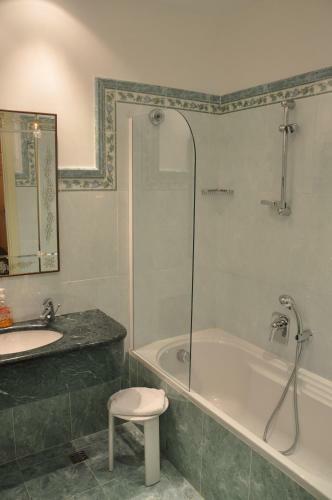Hotel San Luca