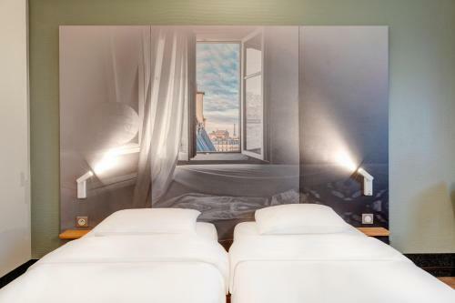 Hotel B&B H�tel Louveciennes