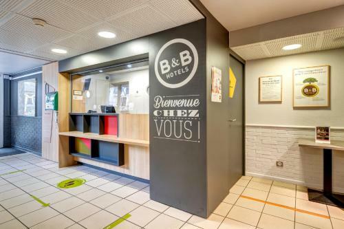 Hotel B&B H�tel Louveciennes