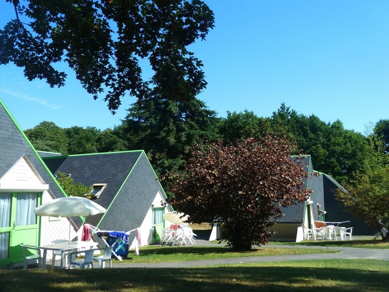 Camping Le Val De Landrouet