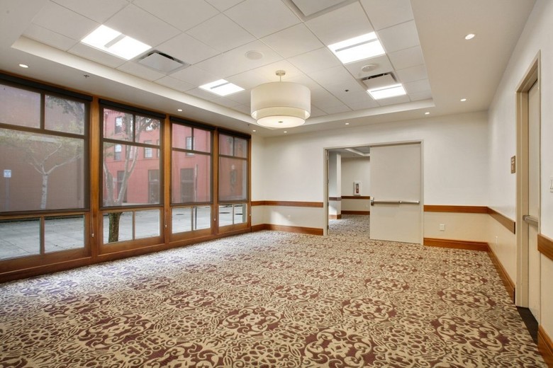Hotel Embassy Suites New Orleans Convention Center