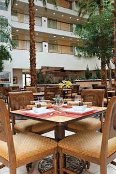Embassy Suites La Quinta - Hotel & Spa