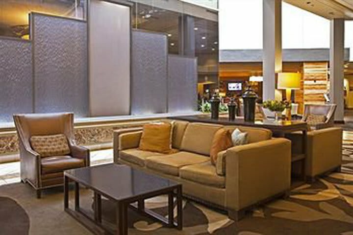 Doubletree Hotel & Exec. Meeting Ctr. Portland-lloyd Center