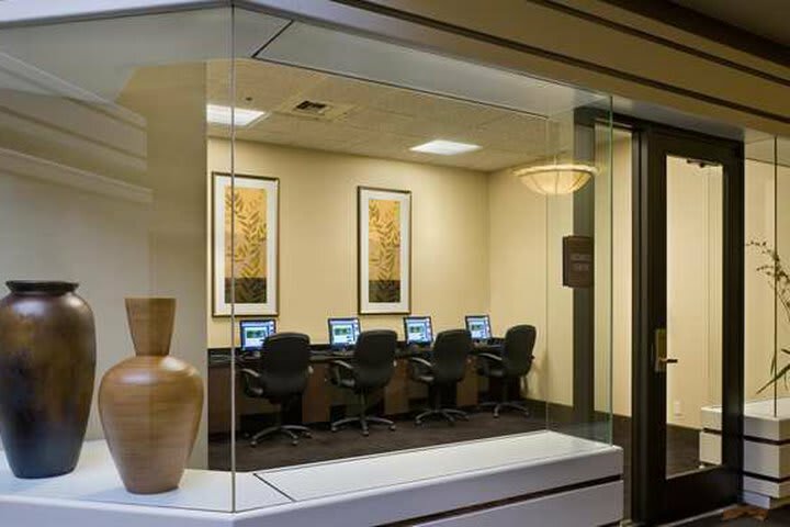 Doubletree Hotel & Exec. Meeting Ctr. Portland-lloyd Center