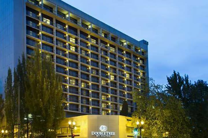 Doubletree Hotel & Exec. Meeting Ctr. Portland-lloyd Center