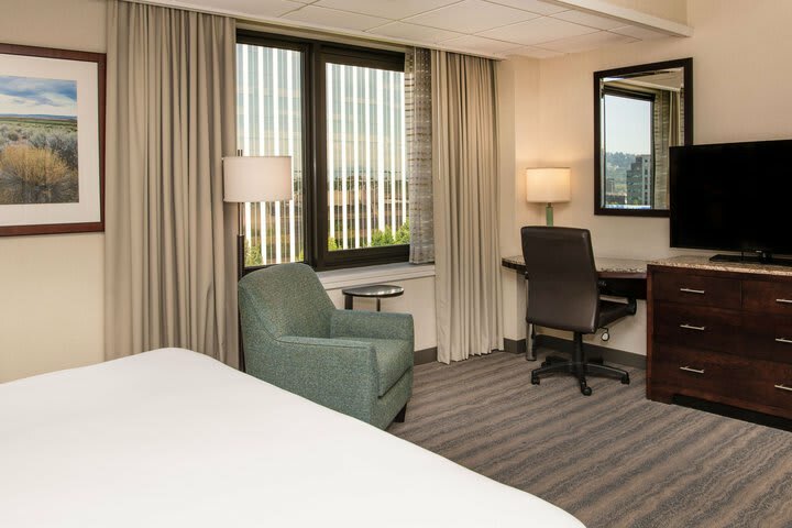 Doubletree Hotel & Exec. Meeting Ctr. Portland-lloyd Center