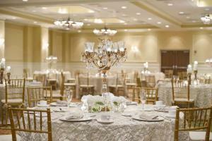Hotel Embassy Suites Tampa - Downtown Convention Center